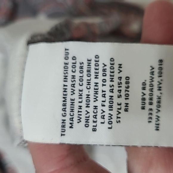 Ruby Rd Grey & Pink Paisley Print Top size XL - Picture 4 of 6